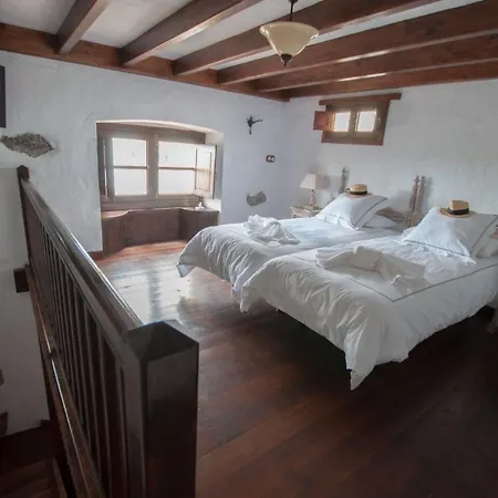 Tisalaya Country house