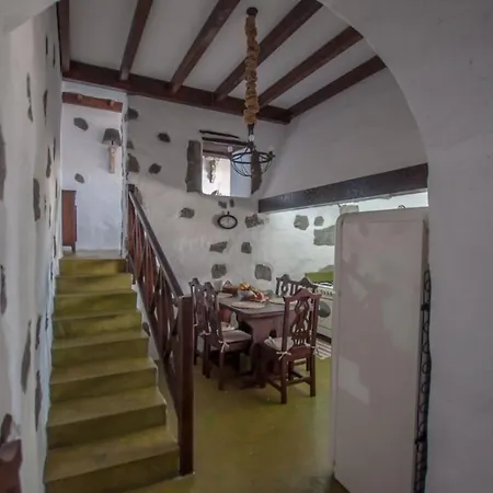 Tisalaya Country house *